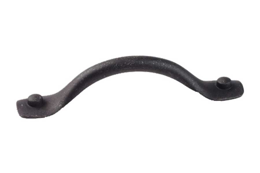 Håndtak 3965 Varenr: 12668 CC avstand: 128 mm Mål: 34 x 154 mm Farge: Sort antikk Pris kr 105,- inkl mva