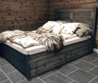 5290 Elegantseng 150 x 200, her vist i farge U107 Antrasitt umbra
